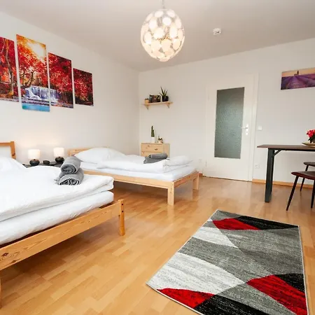 Fantawo - City-studio Hell Und Modern Mit Netflix 公寓
