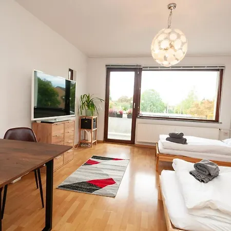 Fantawo - City-studio Hell Und Modern Mit Netflix 公寓