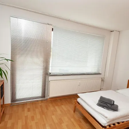 Fantawo - City-studio Hell Und Modern Mit Netflix * 哥廷根